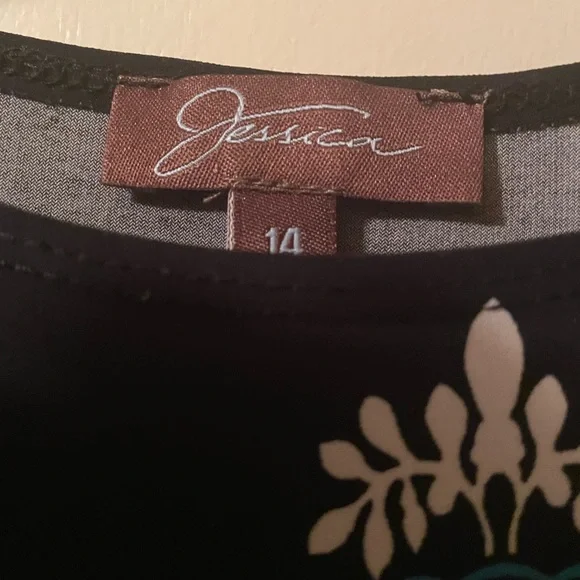 😊 3/$40 Beautiful tunic dress by Jessica - Picture 2 of 3